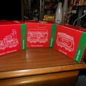 3 vintages J C Penny train pieces. new old stock.